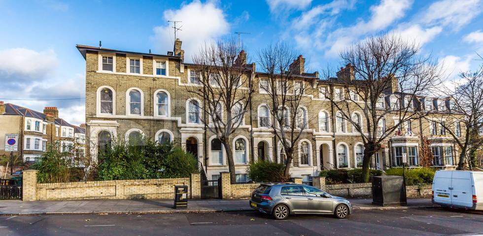 			1 Bedroom,  bath, 1 reception 			 Dartmouth Park Hill, Dartmouth Park
